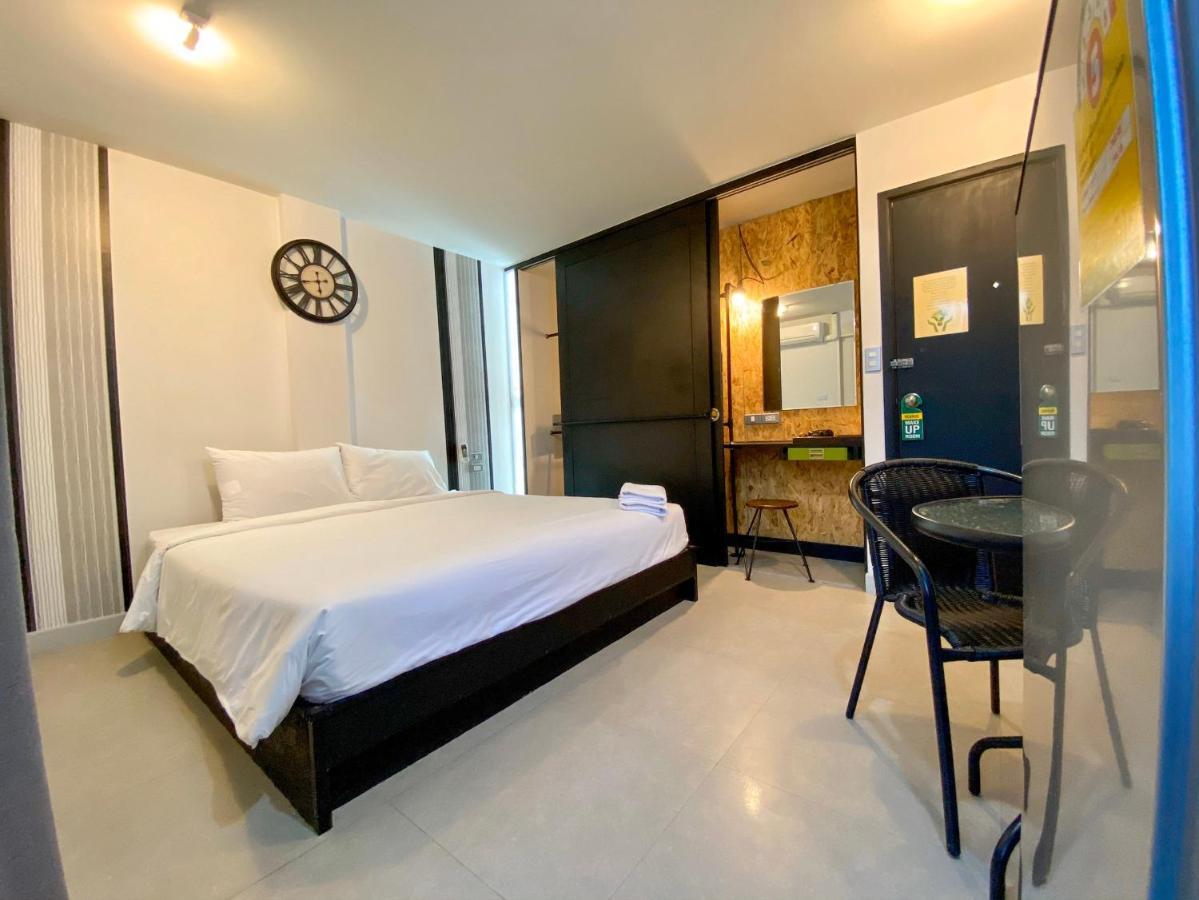 Отель Beam House Patong Экстерьер фото